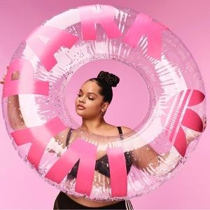 Adidas/Ivy Park Floatie